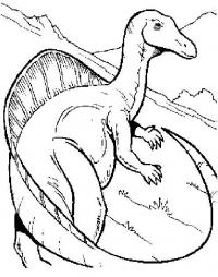 Динозавр с гребнем на спине в горах Раскраски для мальчиков
